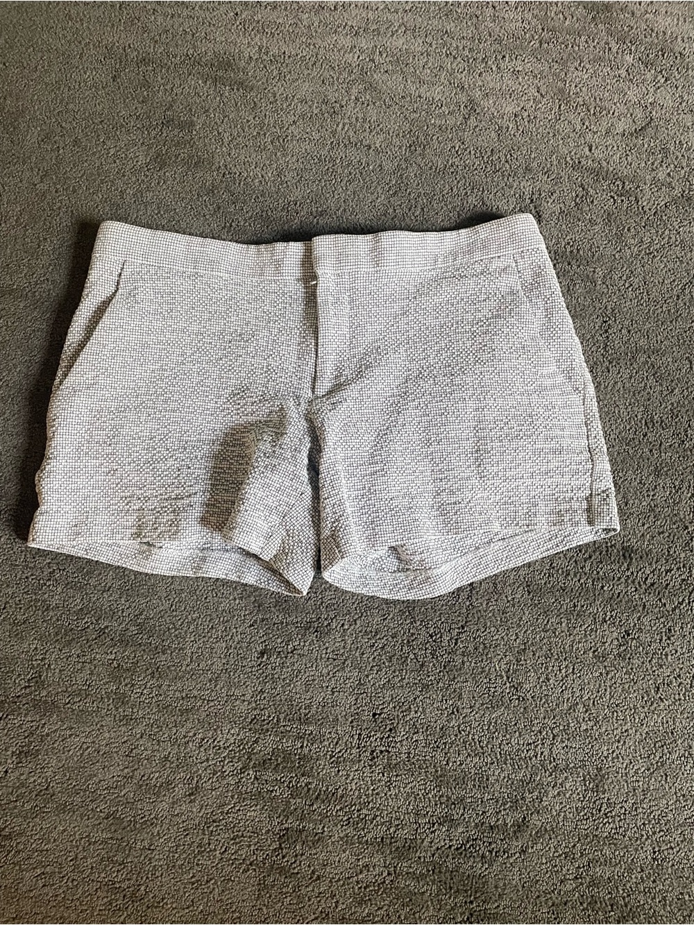 Banana Republic Textured White High-Waist Women’s Shorts